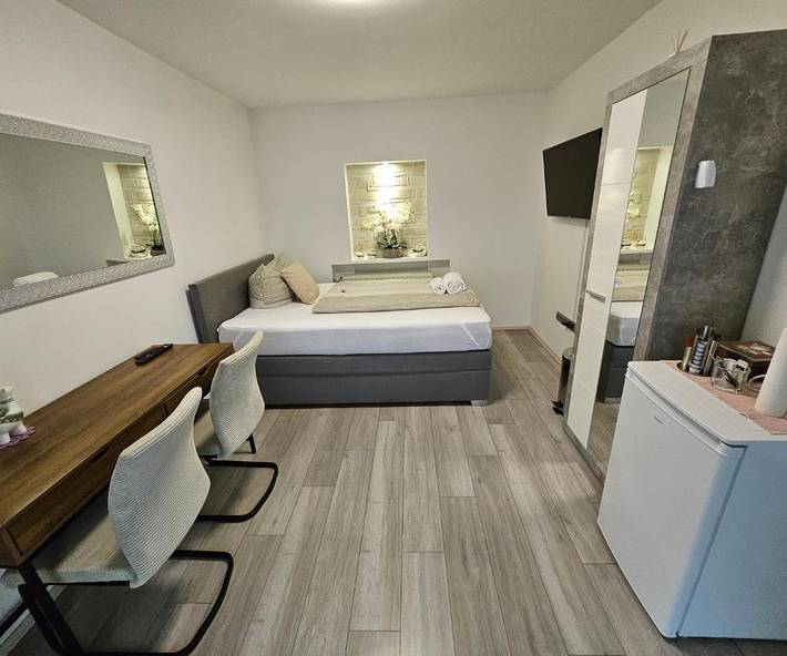 Gîte pour 2 personnes, avec vue ainsi que terrasse et sauna dans Dinkelsbuhl - 2