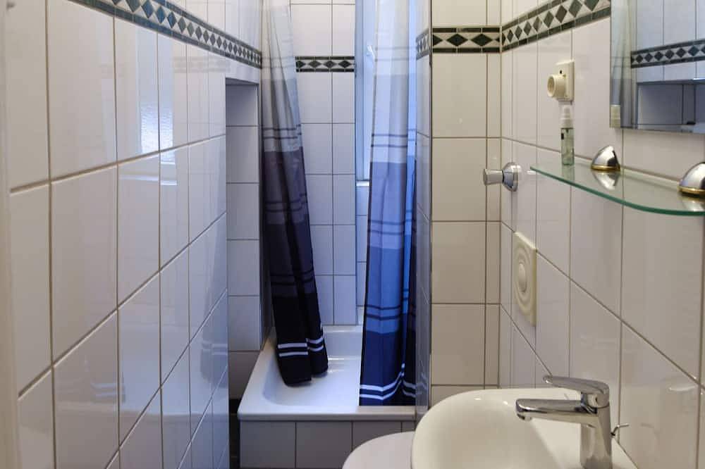 Geheel appartement, Small home in the center of Dusseldorf in Düsseldorf-Friedrichstadt, Düsseldorf