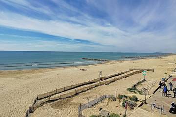 Gîte pour 4 personnes, avec balcon dans Plage Du Petit Travers Carnon Plage