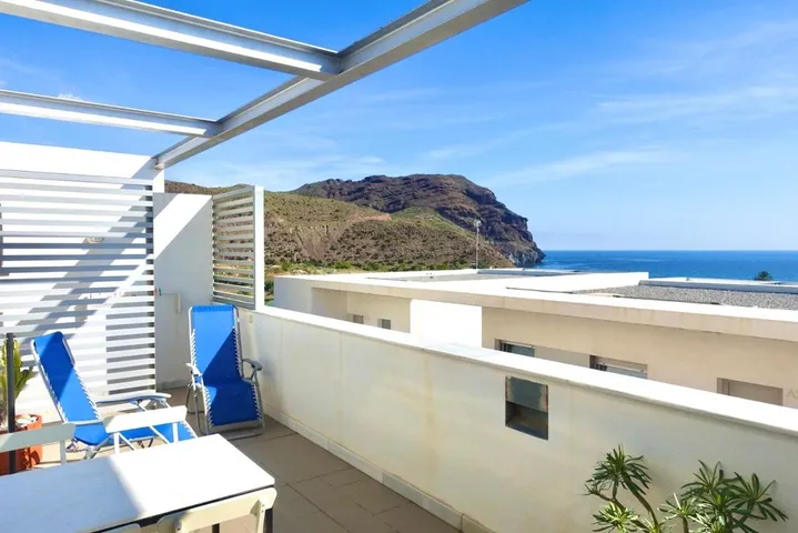 Apartamento de vacaciones para 4 personas, con terraza además de vistas y piscina, Se admiten mascotas - 1