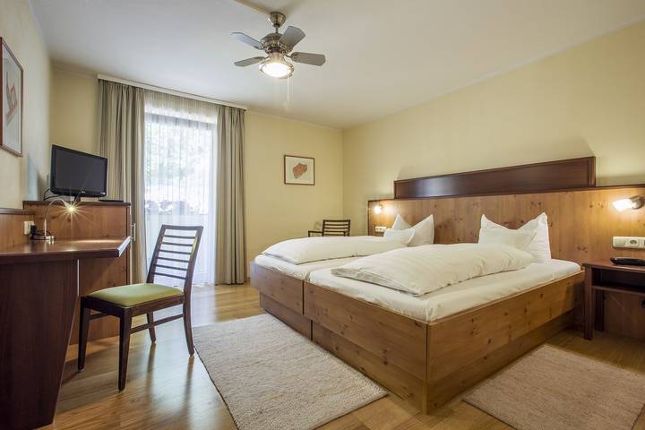 Hotel, mit Balkon/Terrasse und Terrasse in Amberg (Oberpfalz) - 4