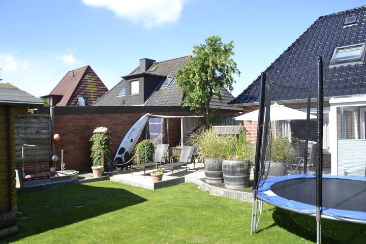 Ferienhaus für 6 Personen, mit Sauna und Whirlpool sowie Garten und Terrasse in Büsum - 3