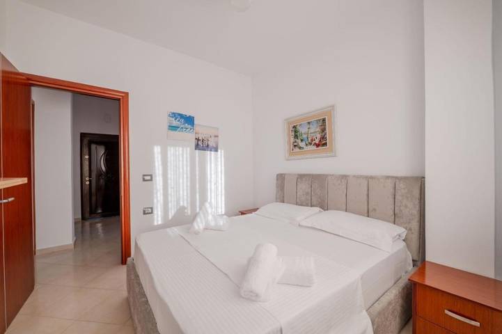 Gîte pour 4 personnes, avec vue ainsi que jardin et balcon dans Ksamil - 3