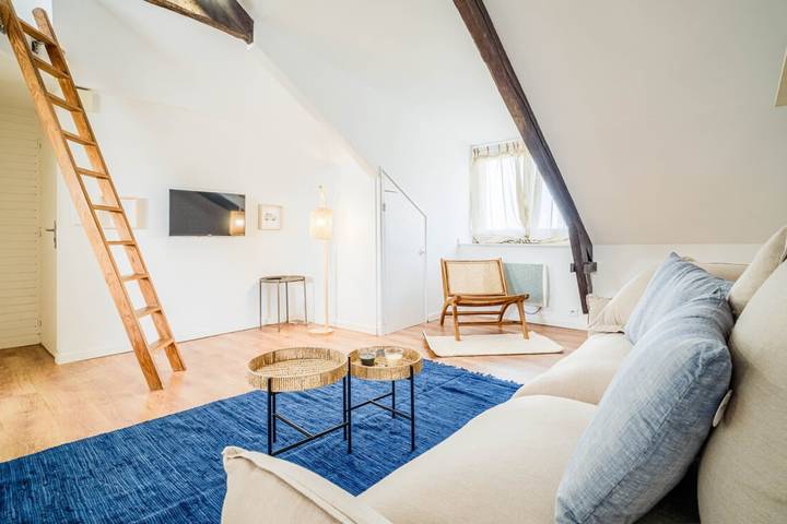 Entire apartment, Esprit Surf en Centre-Ville – Studio Mezzanine in Quimperlé, Quimper region