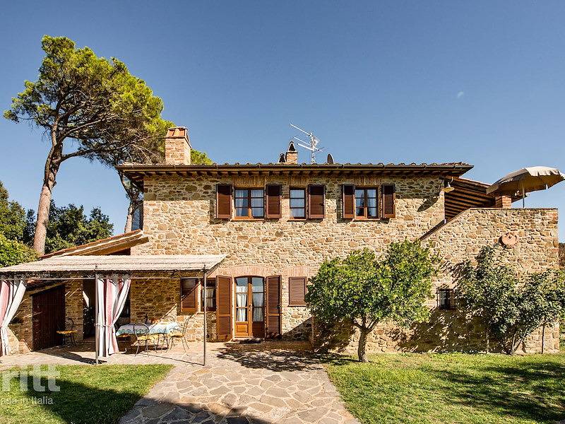 Tritt — This apartment for 7 people is located among the olive and pine trees in Citta della Pieve in Città della Pieve, Provincia de Perugia