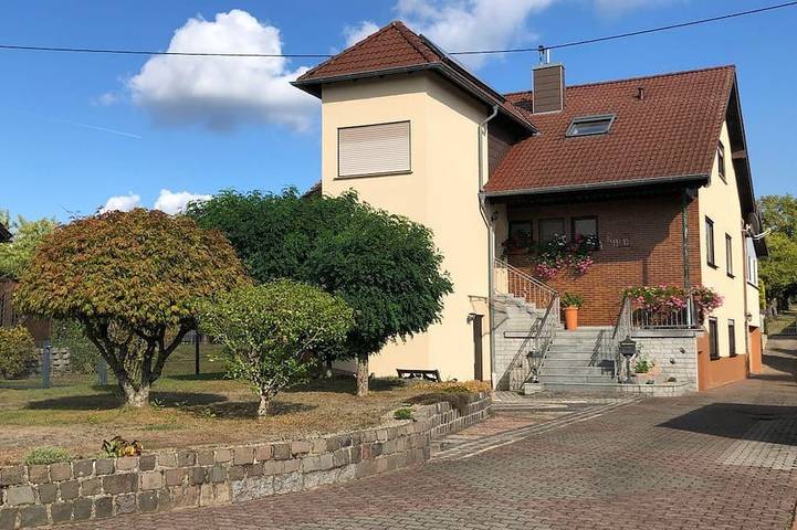 Ferienwohnung für 4 Personen, mit Garten