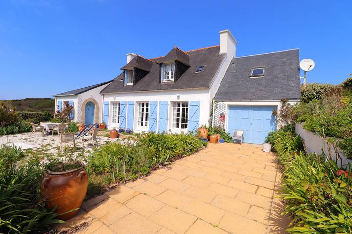 Villa pour 8 personnes avec terrasse in Pointe du Raz, Cléden-Cap-Sizun