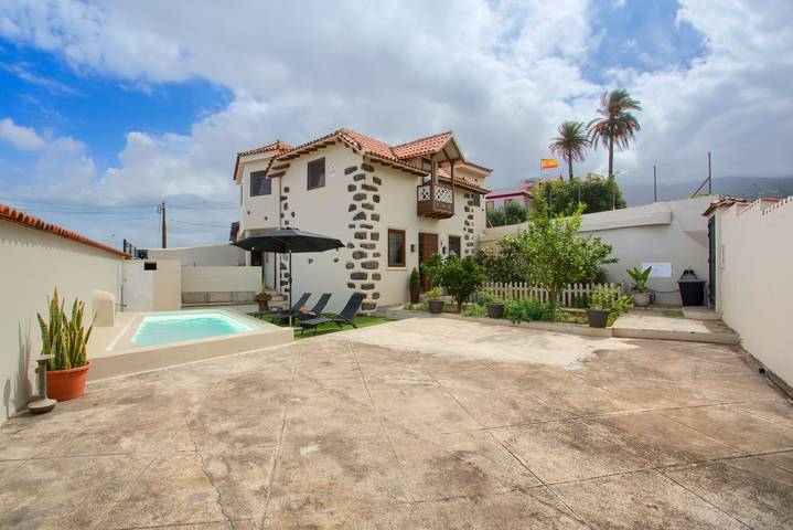 Chalet para 4 personas, con jardín - 1