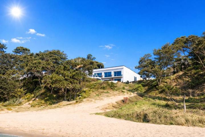 Villa pour 10 personnes, avec vue et jardin ainsi que piscine et sauna