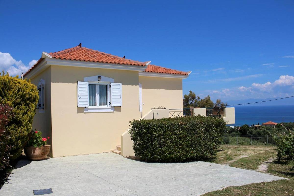 Maison de vacances pour 5 personnes avec terrasse in Région De Messenia