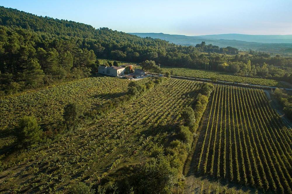 Gîte du Vignoble Château Saint Pons im Naturpark Luberon in Villars, Regionaler Naturpark Luberon