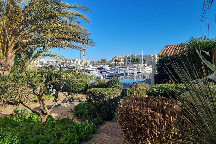 Gîte pour 2 personnes, avec piscine et terrasse dans Cap d'Agde naturiste - 2