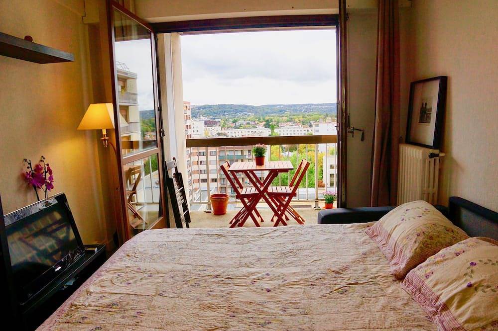 Apartamento entero, Studio l'Orchidée (Defensa, París y Disneyland) in Rueil-Malmaison, Altos del Sena