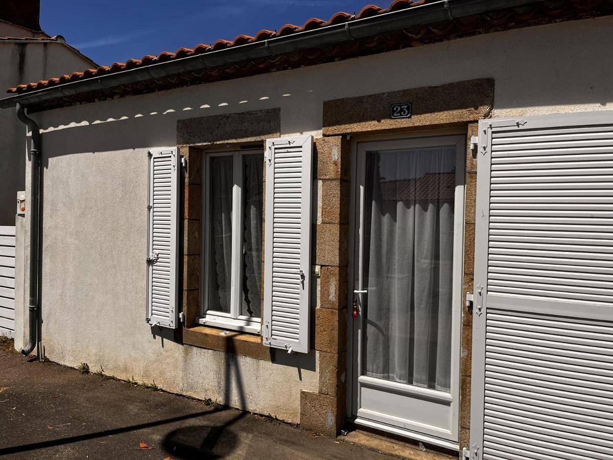 Maison au bourg de Saint-Mathurin, proche commerces, à 10km des plages des Sables d'Olonne, pour 2 pers. - Fr-1-197-546 in Saint-Mathurin, Vallée de la Loire