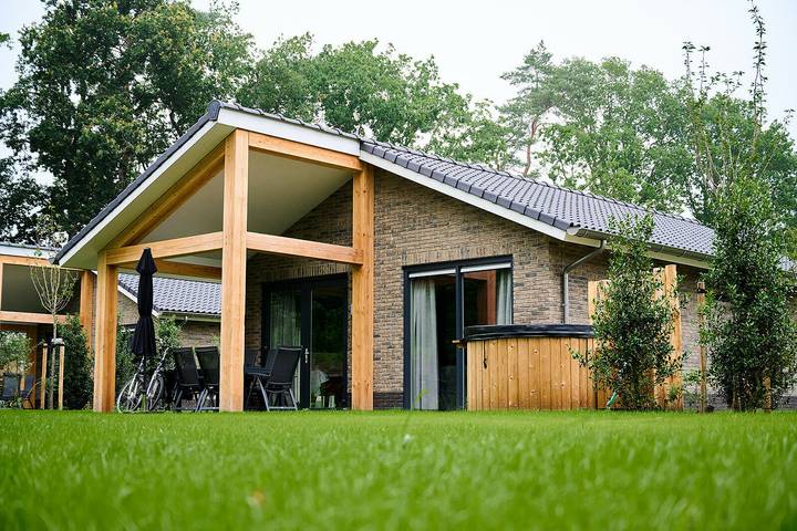 Villa voor 4 personen, met sauna en tuin op de Veluwe