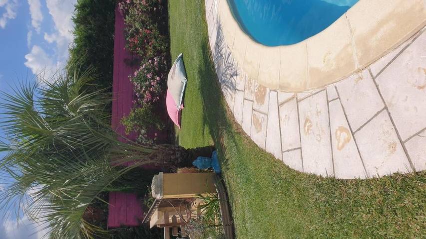 Location de vacances pour 2 personnes, avec piscine et sauna ainsi que jardin et jacuzzi à Trets - 2