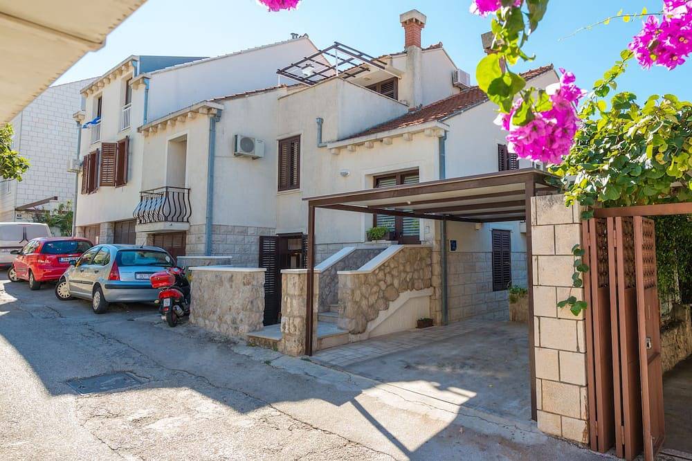 Holiday apartment in Grad Dubrovnik from £171 per night