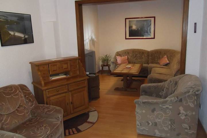 Ferienhaus für 8 Personen, mit Garten in Möhnesee