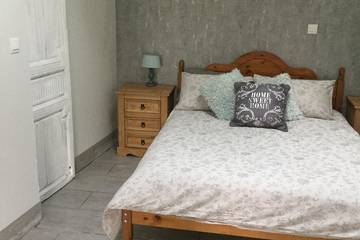 Gîte pour 2 Personnes dans Saint-Sernin, Région de Marmande, Photo 1
