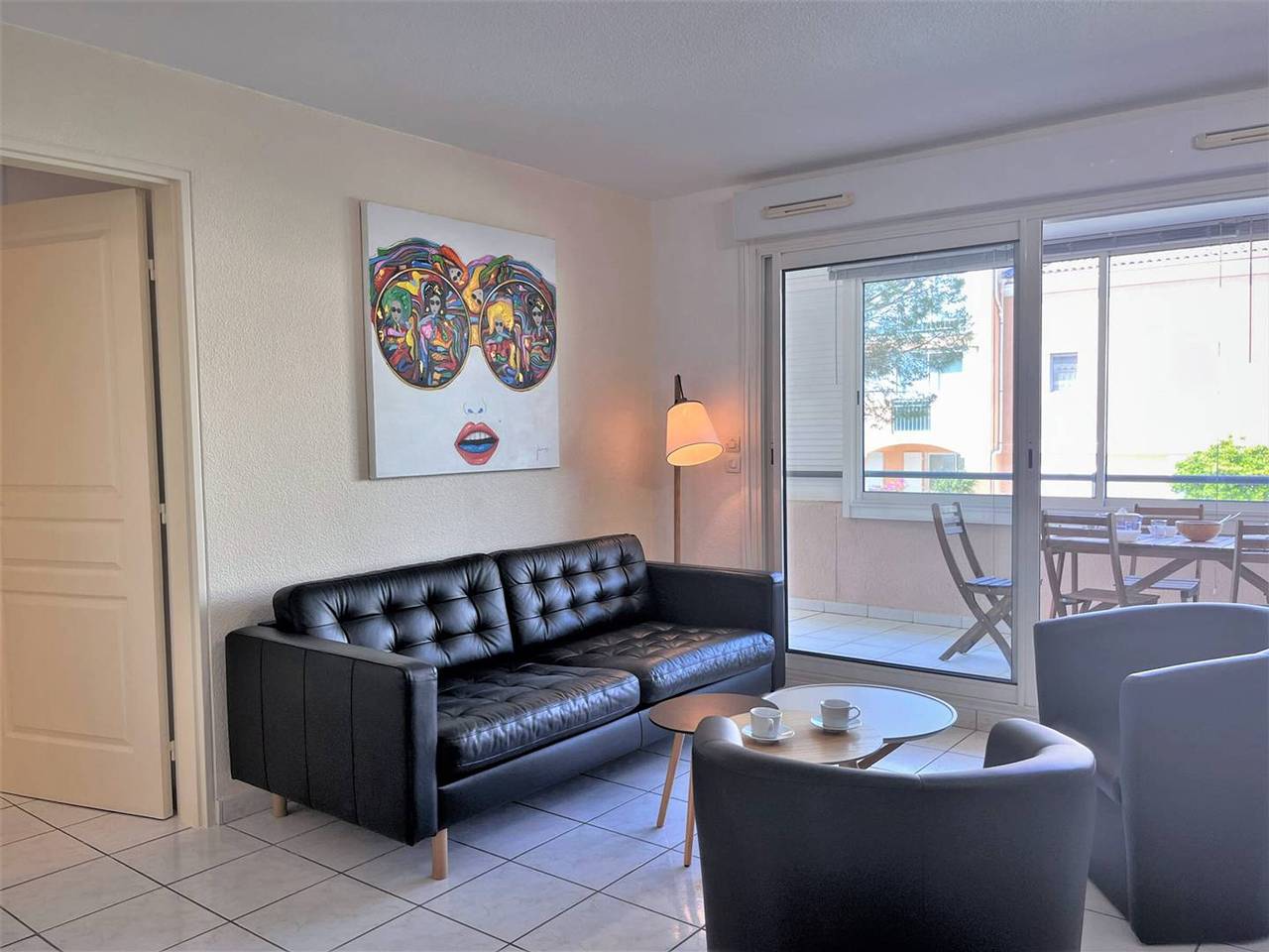 Appartement entier, Appartement climatisé avec piscine, terrasse et parking - 6 couchages, près de la plage in Le Lavandou, Parc national de Port-Cros
