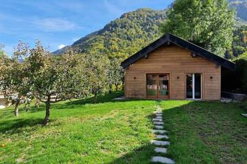 Gîte pour 4 personnes, avec sauna ainsi que jardin et terrasse à Alex (Annecy)