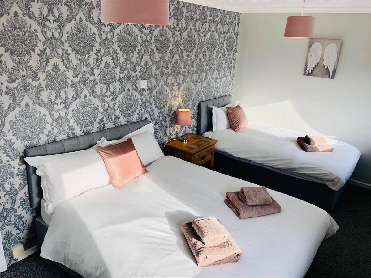 Two-Bedroom House in Dunfermline, Fife region