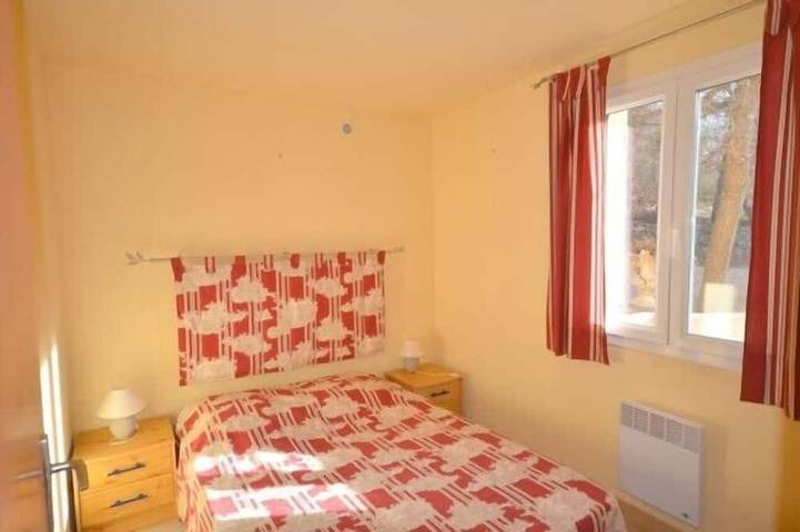 Gîte pour 5 personnes, avec jardin et balcon à Bauduen - 2
