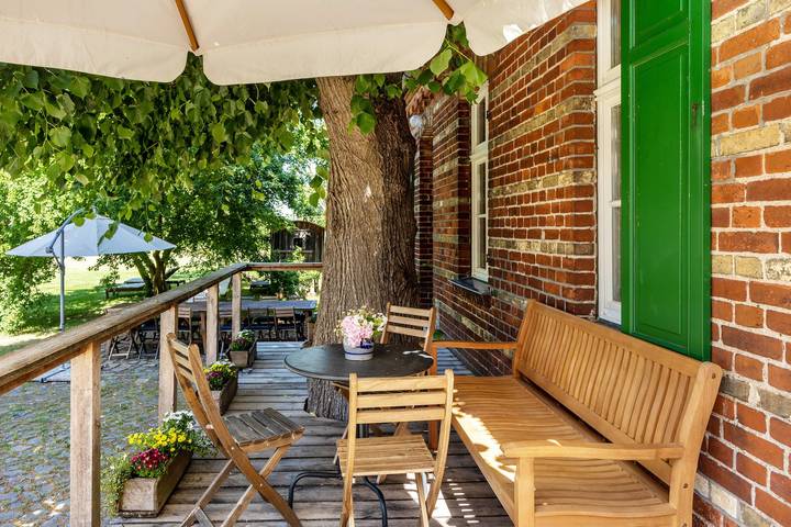 Ferienhaus für 24 Personen, mit Garten