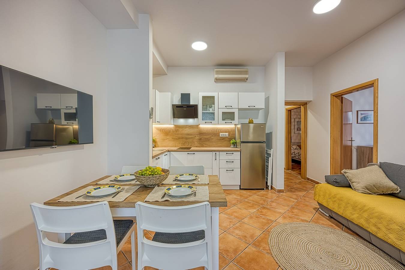 Ganze Wohnung, Two-Bedroom Burin with Balcony in Poreč, Grad Poreč