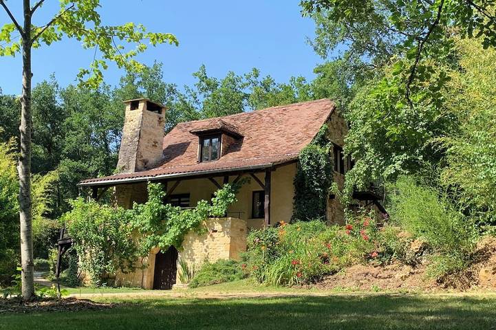 Gîte pour 8 personnes, avec jardin et sauna