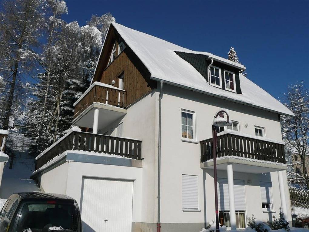 Apartamento vacacional entero, Apartamento de vacaciones para 4 personas con vistas in Oberwiesenthal, Montes Metálicos