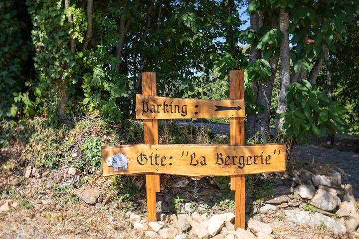 Gîte pour 5 personnes, avec jardin ainsi que terrasse et piscine dans le Limousin - 2