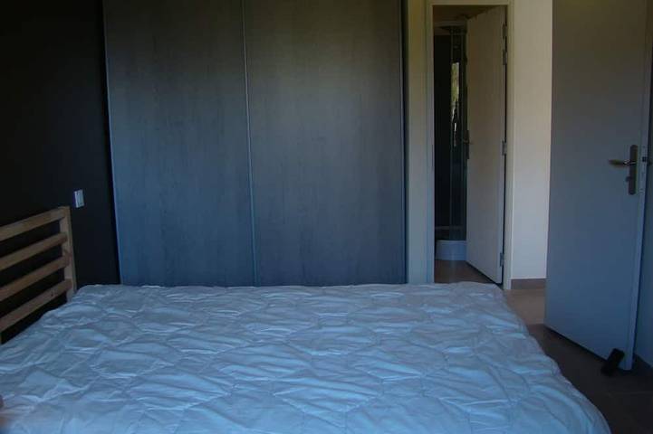 House with terrace, Avignon festival 12km away, Spirou park and wave island in Le Thor, Vaucluse