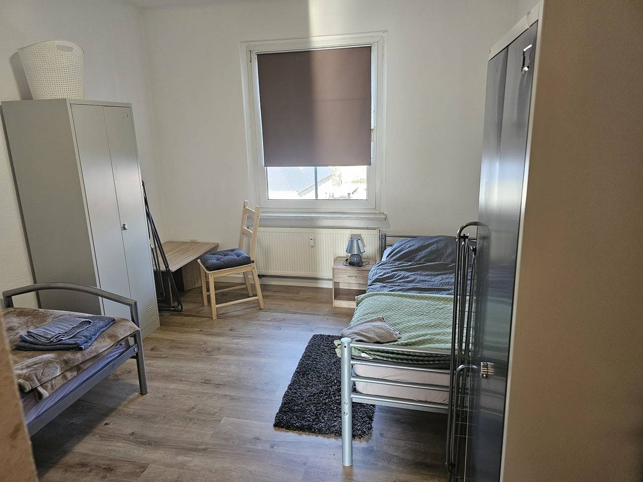 Ganze Ferienwohnung, Voll ausgestattete Monteur- Ferienwohnung direkt an der Raffinerie Leuna in Leuna, Saale-Unstrut