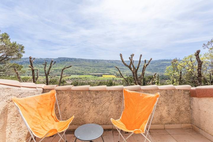 Location de vacances pour 8 personnes, avec Balcon ainsi que Terrasse et Jardin à Plan-d'Aups-Sainte-Baume
