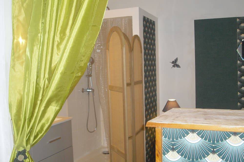 Apartamento entero, Le Poirier in Gordes, Parque natural regional del Luberon