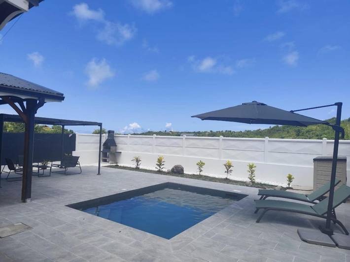 Location de vacances pour 6 personnes, avec piscine ainsi que jardin et jacuzzi dans Plage du Grand Macabou - 4