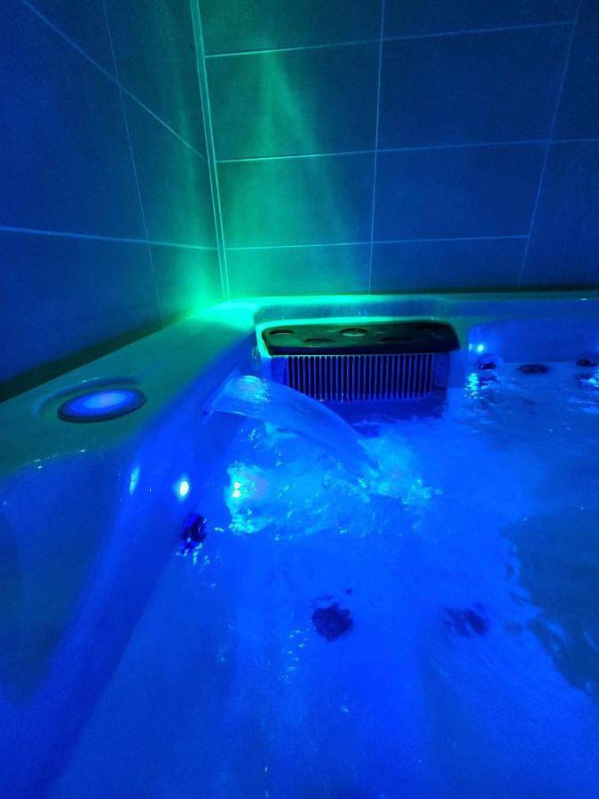 Location de vacances pour 2 personnes, avec Jacuzzi et Sauna à Wingles - 3