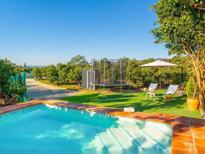 Gîte pour 6 personnes, avec jardin et terrasse, animaux acceptés