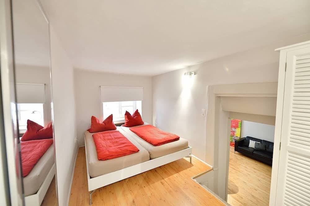 Apartamento inteiro, Old Town Apartment \"Mezzanine Floor\" in Altstadt (Heidelberg), Heidelberg