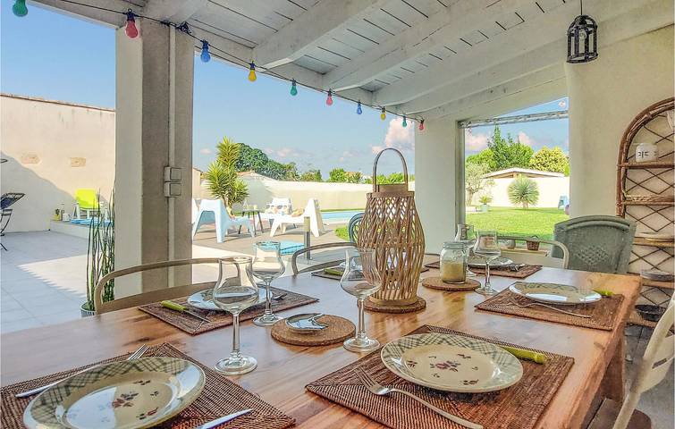 Location de vacances pour 6 personnes, avec jardin ainsi que terrasse et piscine dans Marennes-Hiers-Brouage - 3