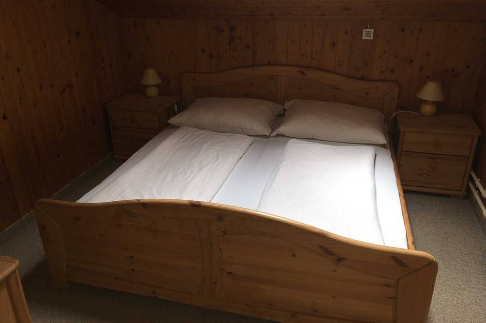Ganze Wohnung, Klinglerhof Ferienwohnungen - Ferienwohnung Bergblick in Tuxer Alpen, Aschau im Zillertal
