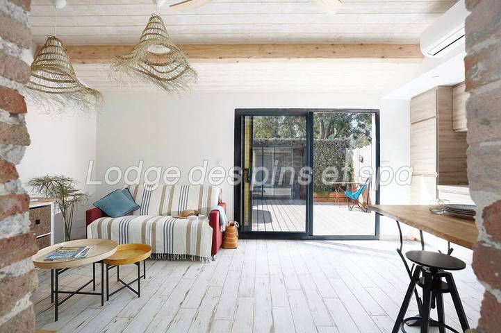Pine Lodge and Spa in La Garde, Parc national Port-Cros