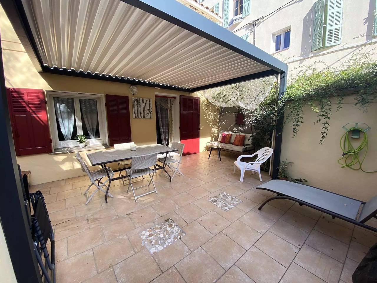 Magnifique Rez de villa T1 bis ? Bandol in Bandol, Côte méditerranéenne (France)
