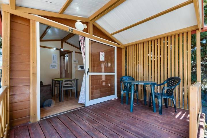 Camping pour 4 personnes, avec terrasse ainsi que jardin et piscine à Conil de la Frontera - 4