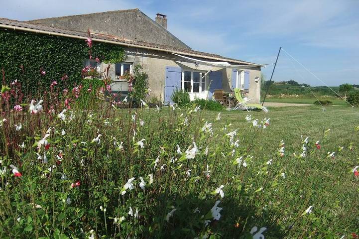 Gîte pour 6 personnes, avec Terrasse et Jardin
