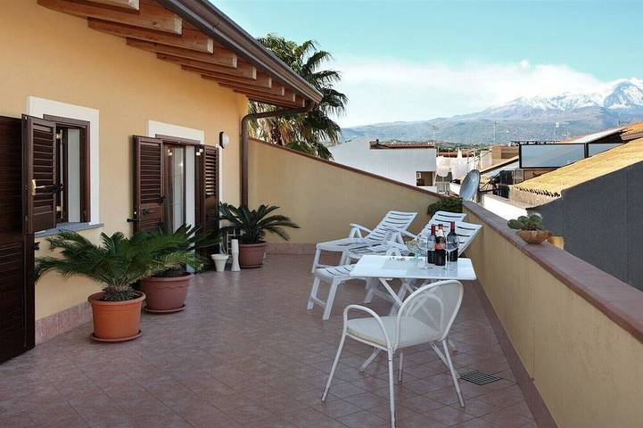 Ferienwohnung für 4 Personen, mit Balkon und Garten