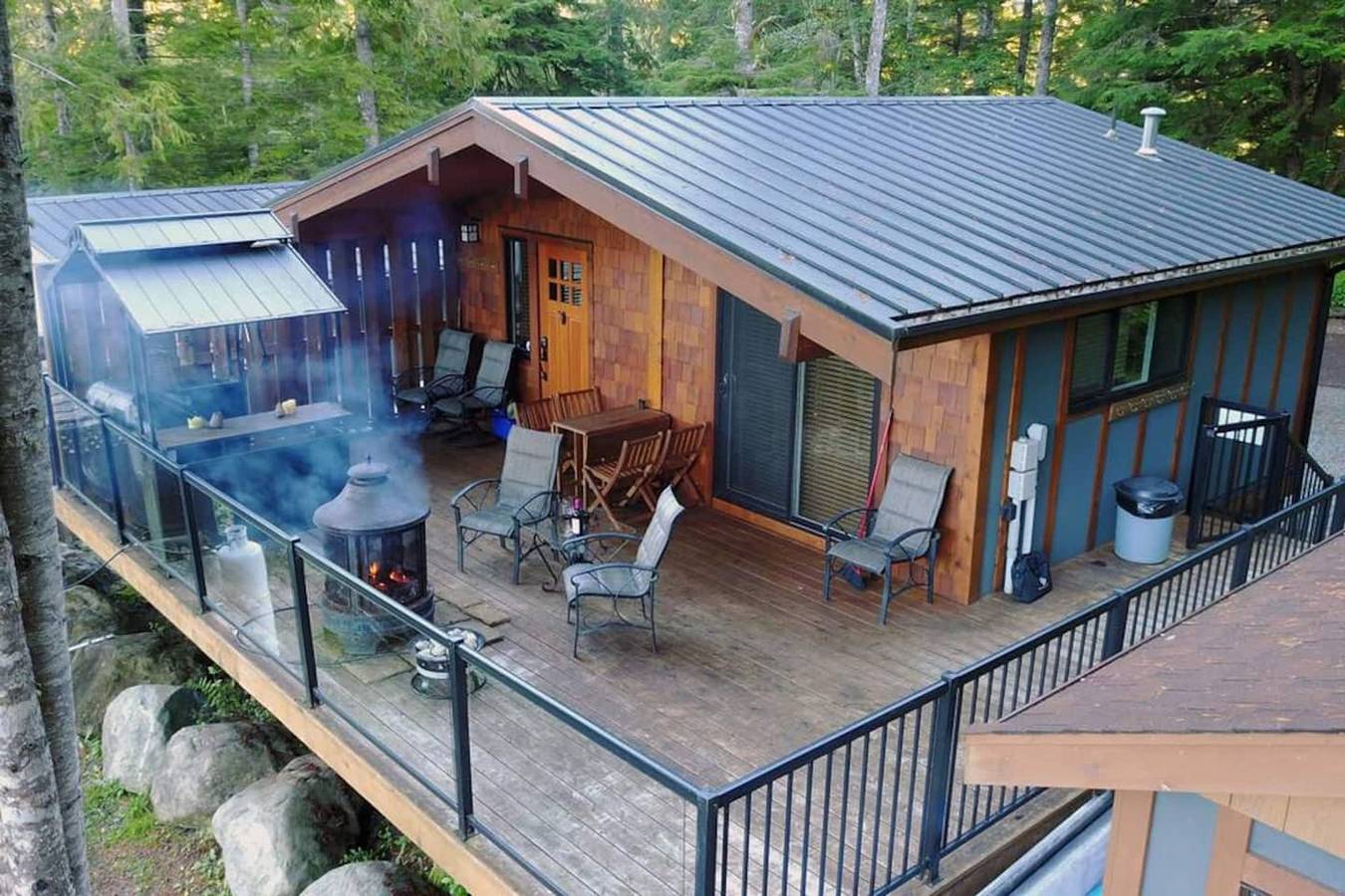 Appartamento intero, The Great Escape - Port Renfrew & Bunkhouse in Port Renfew, Isola di Vancouver