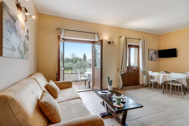 Gîte pour 4 personnes, avec balcon ainsi que piscine et vue sur le lac, adapté aux familles à Padenghe sul Garda - 4