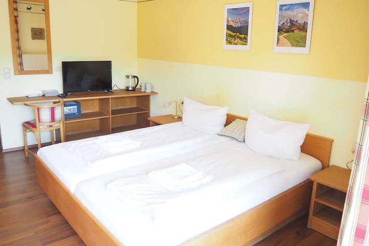 Ferienwohnung für 2 Personen, mit Garten und Terrasse in Grafenwiesen